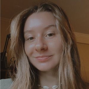 Meet your Posher, Juliana